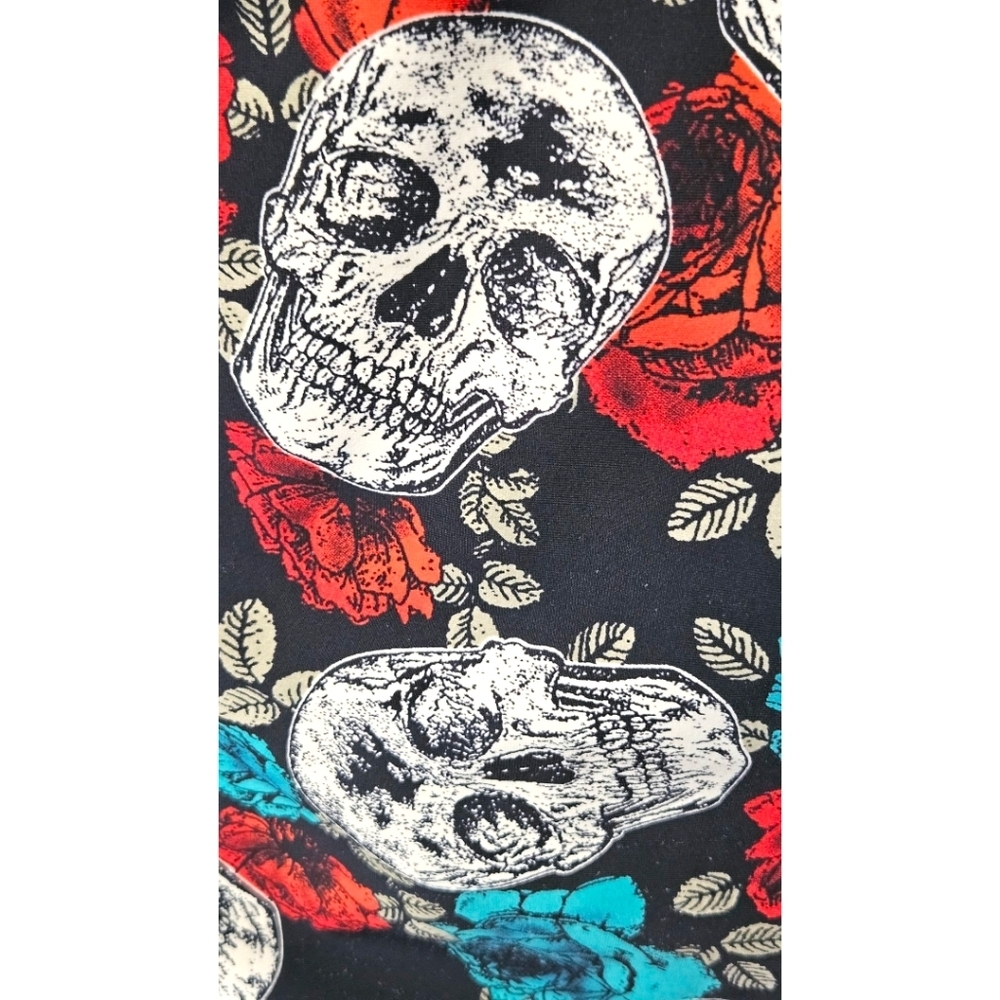 TORRID 3X Vintage Gothic Multi-Color 🌹 SKULL Printl Extra Long Ruched Swim Top - Picture 7 of 16